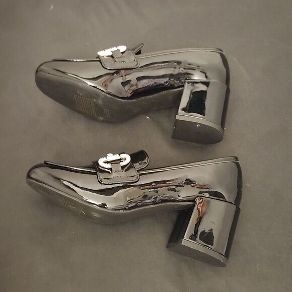 BRAND NEW BAMBOO DOLL RHINESTONE CHAIN LINING WOMEN'S LOAFERS - Picture 8 of 14